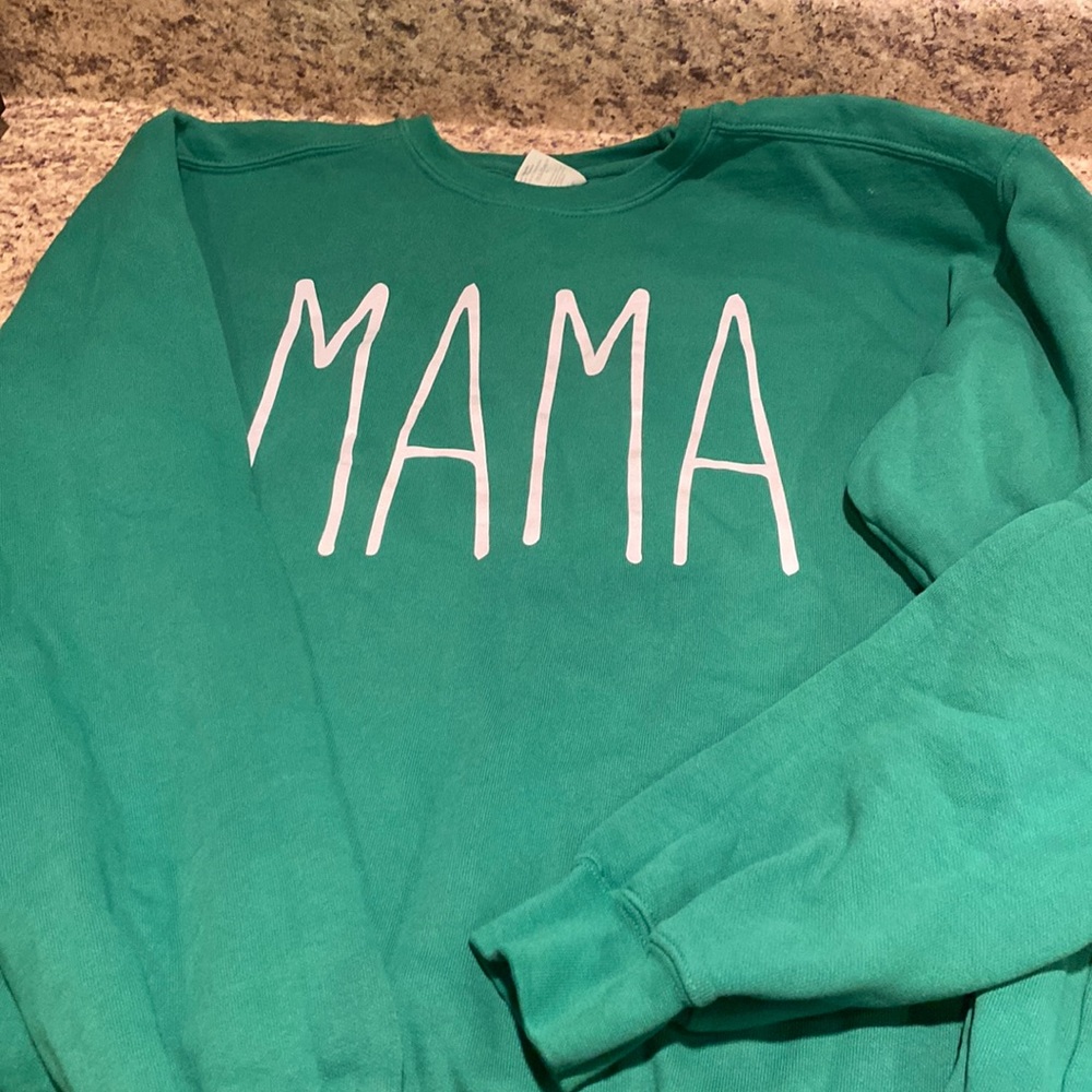 Mama sweater